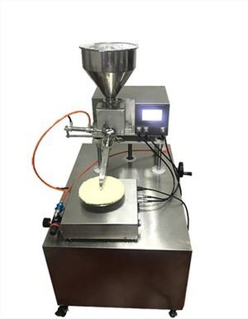 Stroj za ukrašavanje kolača kremom